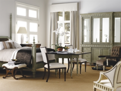 Christiansen Dining Table with Beeswing Prima Vera