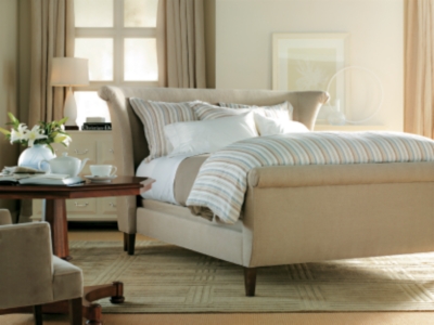 Montauk Bed with Footboard (Queen)