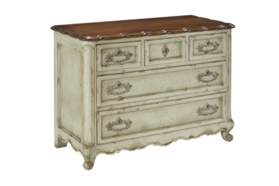 Normandy Chest