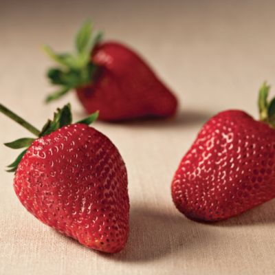 Light Size Giant Strawberries