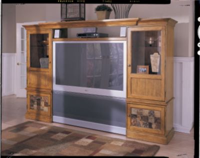 11866-17  : Breckenridge Entertainment Center
