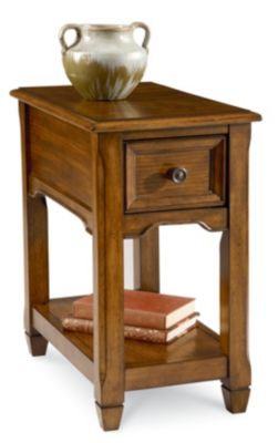 <12034-08  : Hogan Chairside Table