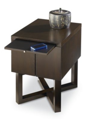 <14001-23  : Harbor End Table With Pullout Shelf