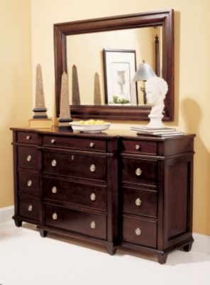 00642-07  : Gramercy Park Breakfront Dresser
