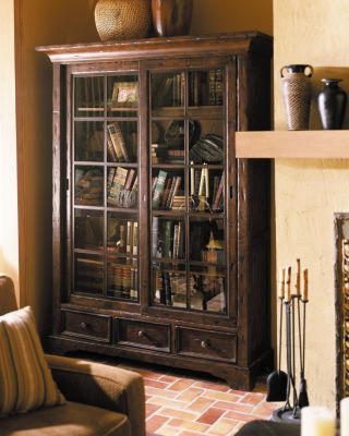 00686-97  : Eddie Bauer - Lakeridge Library Chest