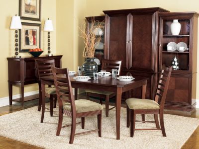 00754-92  : Urbana Sideboard