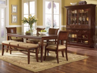 00851-72  : Eddie Bauer - Hunts Point Leg Table