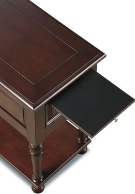 Hunt's Point Recliner Accents Table