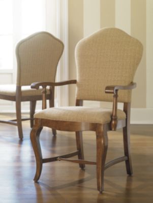 00897-84  : Country Living - Heritage Upholstered Arm Chair