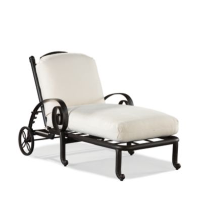 Nereida Chaise Lounge
