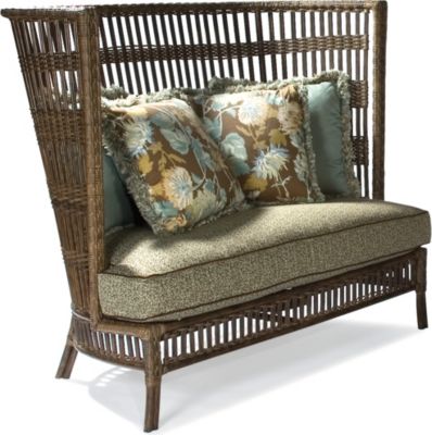 Kingston Shelter Settee