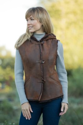 Women's Brynn Hooded Shearling Sheepskin Button Vest