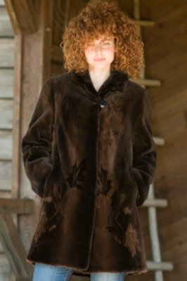Women's Sheared Beaver Stroller with Leaf Designs
