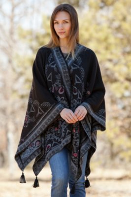 Women's Reversible Embroidered Alpaca Wool Shawl
