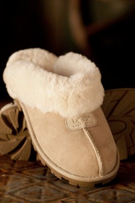 Women's Coquette UGG Slippers, SAND, Size 7 B(M) US