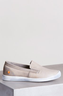 Women's Softinos Ita Leather Shoes, TAUPE
