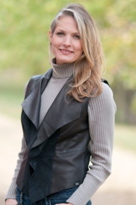 Women’s EMU Lake Mountain Leather Vest
