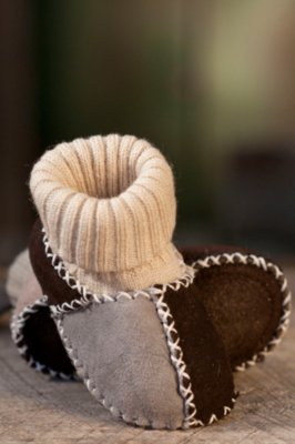 Sheepskin Baby Booties with Elastic Top, MULTI, Size 12