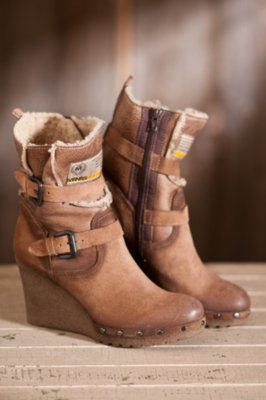 Women's Savina in Italy Leather Boots with Shearling Lining