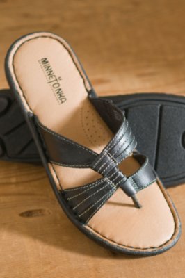 Women's Summit Thong Minnetonka Sandals