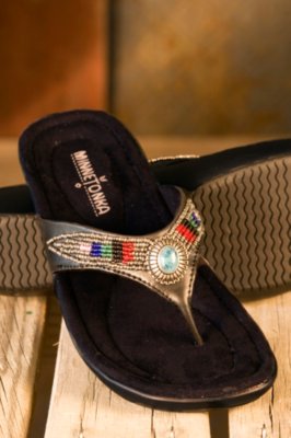 Women's Daytona Minnetonka Thong Sandals
