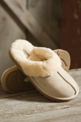 Women's Cozy UGG Slippers