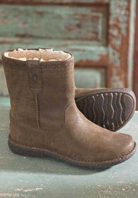 Men's Aliso UGG Boots