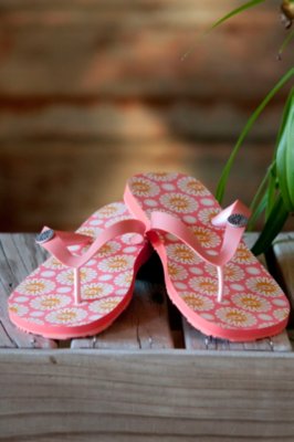 Women's Flare UGG Flip Flop Sandals