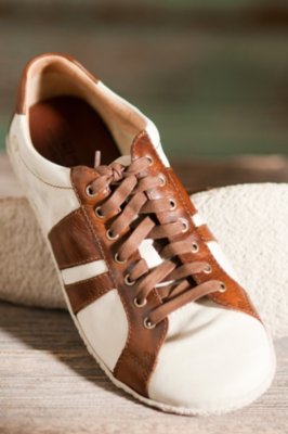 Men’s Born Dusty Leather Shoes