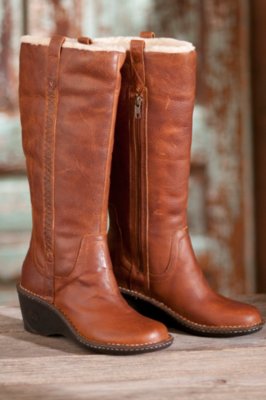 Women's Hartley UGG Leather Boots, CHESTNUT, Size 6 B(M) US