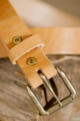 CLASSIC SADDLE LEATHER BELT