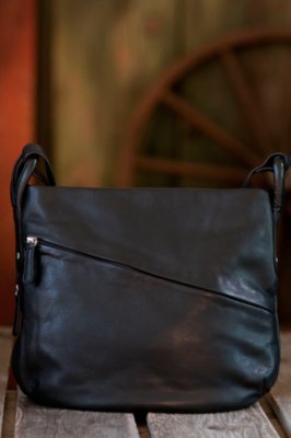 Women's Sherlee Cashmere Leather Bucket Handbag, BLACK, Size 1 SIZE