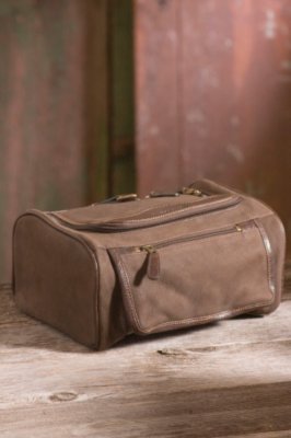 Buff Nubuck Leather Shave Kit
