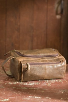 Squadron Leather Shave Kit
