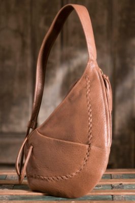Women’s Hobo Scoop Leather Handbag 