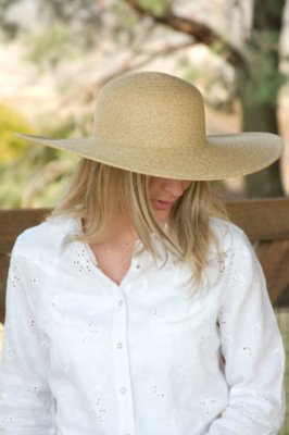 Paper Braid Hat with Large Brim