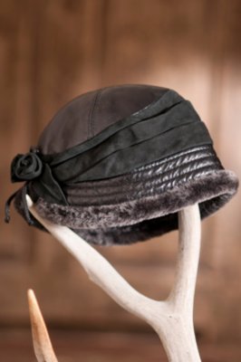 Women’s Sheepskin Cloche Hat with Suede Rosettes