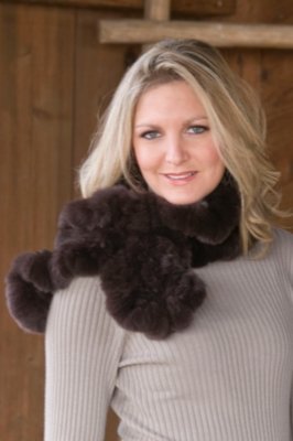 Womens' Rex Rabbit Ruffle Pull-Through Scarf
