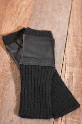 Women's Fingerless Lambskin Leather and Cashmere Gloves