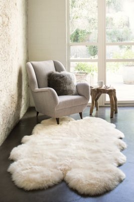 4-Pelt Australian Sheepskin Rug