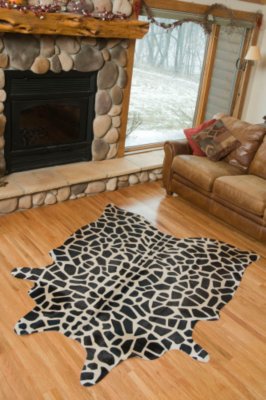 Stenciled Giraffe Print Cowhide Rugs