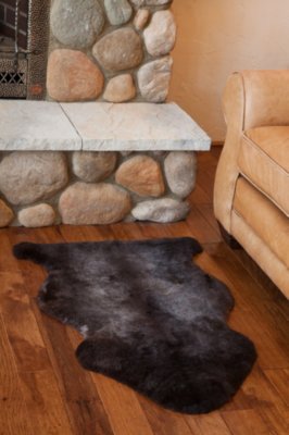 Single-Pelt Short Wool Australian Sheepskin Rug with Natural Markings 