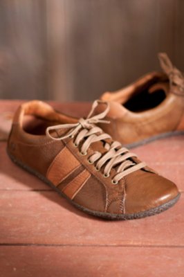 Sandals & Shoes