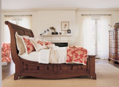 Sleigh Bed (Cal. King)