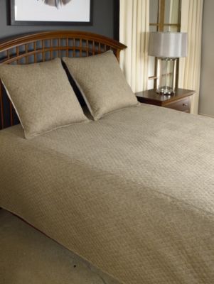 Avondale Bowen Queen Coverlet - Brown