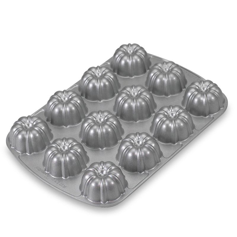 Nordic Ware&reg; Pro Cast Bundt Brownie Pan