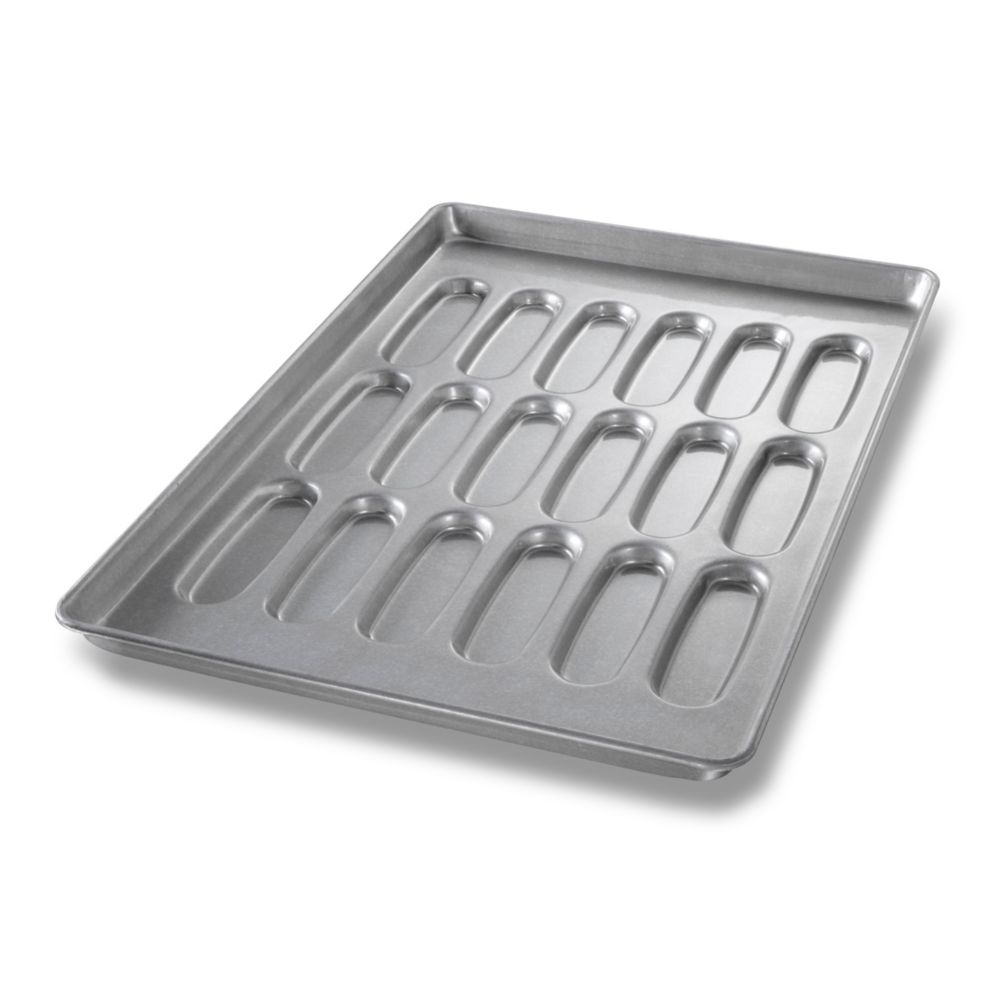 Chicago Metallic Bakeware ePan Glazed Hot Dog  Bun Pan / Cluster of 18
