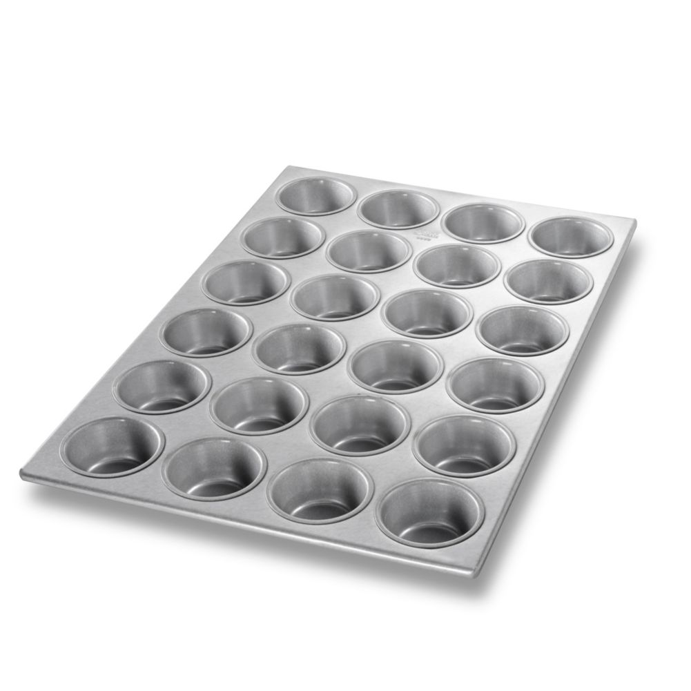 Chicago Metallic Glazed Aluminized Steel 24-Cupcake / Muffin Pan