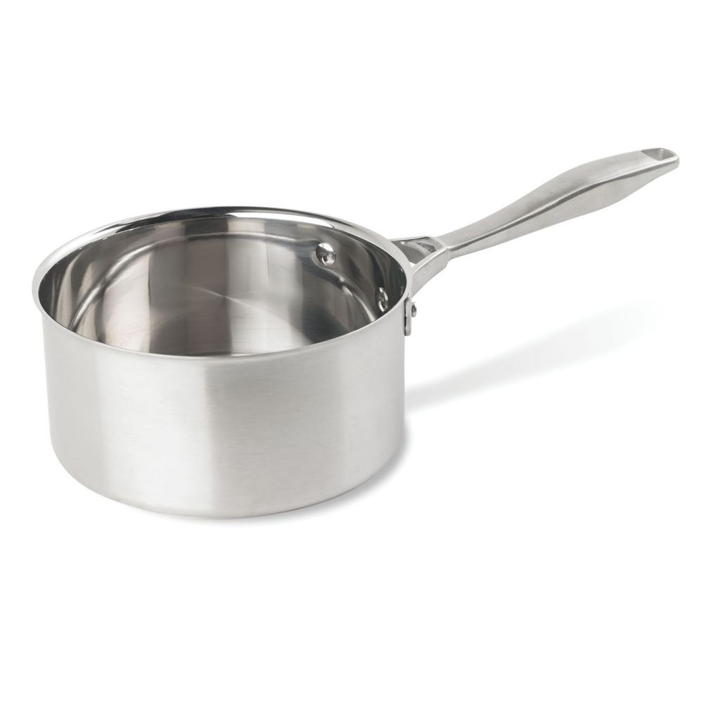 Vollrath Intrigue&reg; Mirror Finish S/S 3.25 Qt Sauce Pan