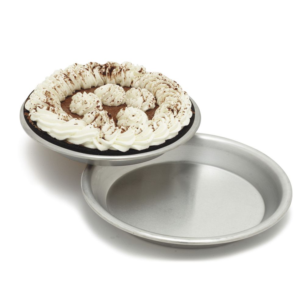Carlisle&reg; 9" Round Aluminum Pie Pan